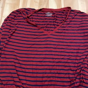 Time and tru soft v neck tee